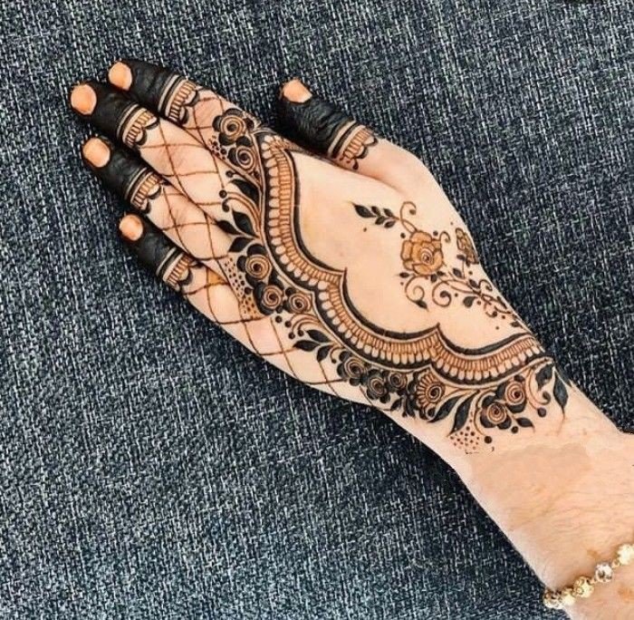 mehndi design photo