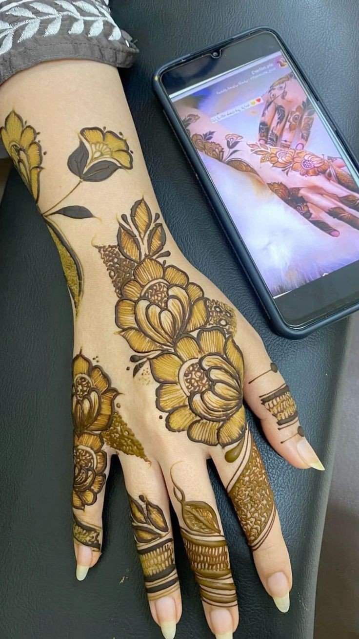 mehndi design photo