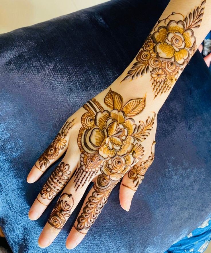 mehndi design photo