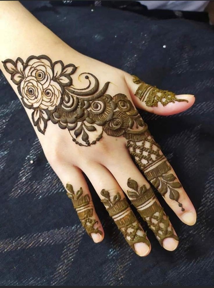 mehndi design photo