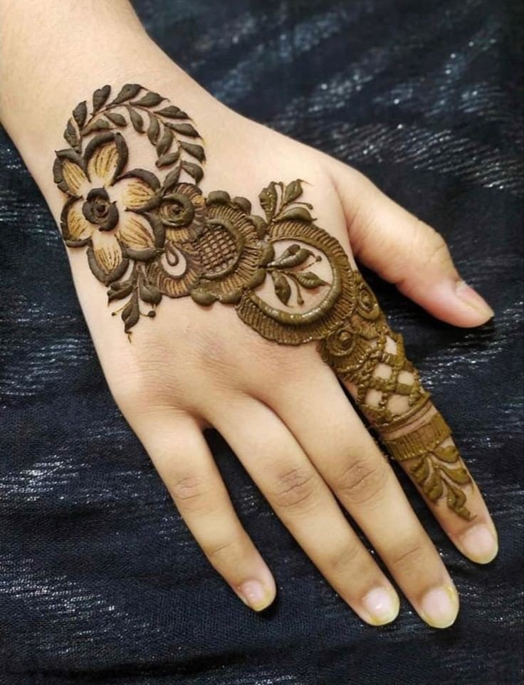 mehndi design photo