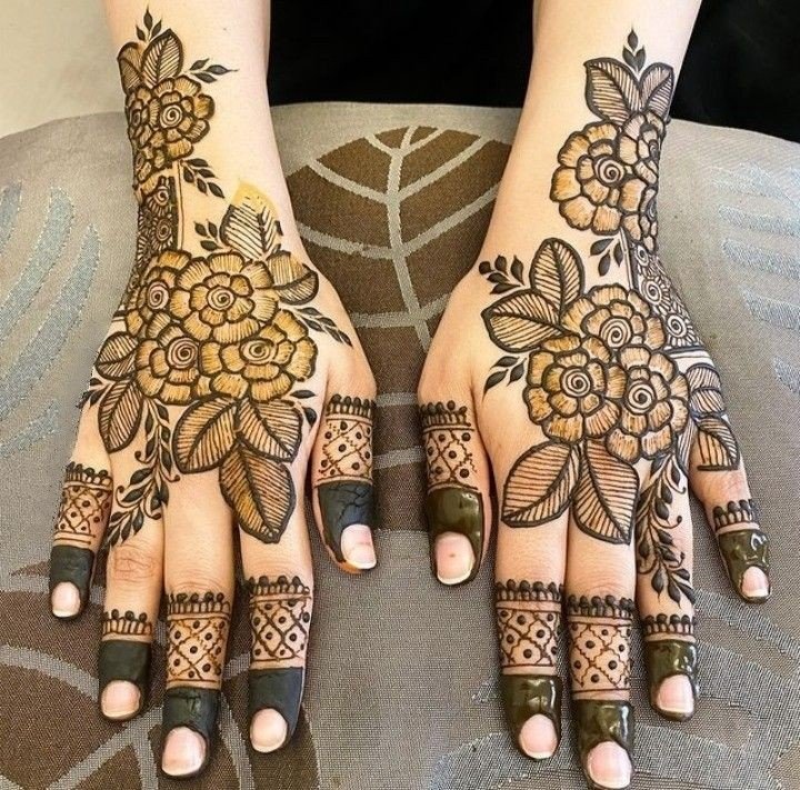 mehndi design photo