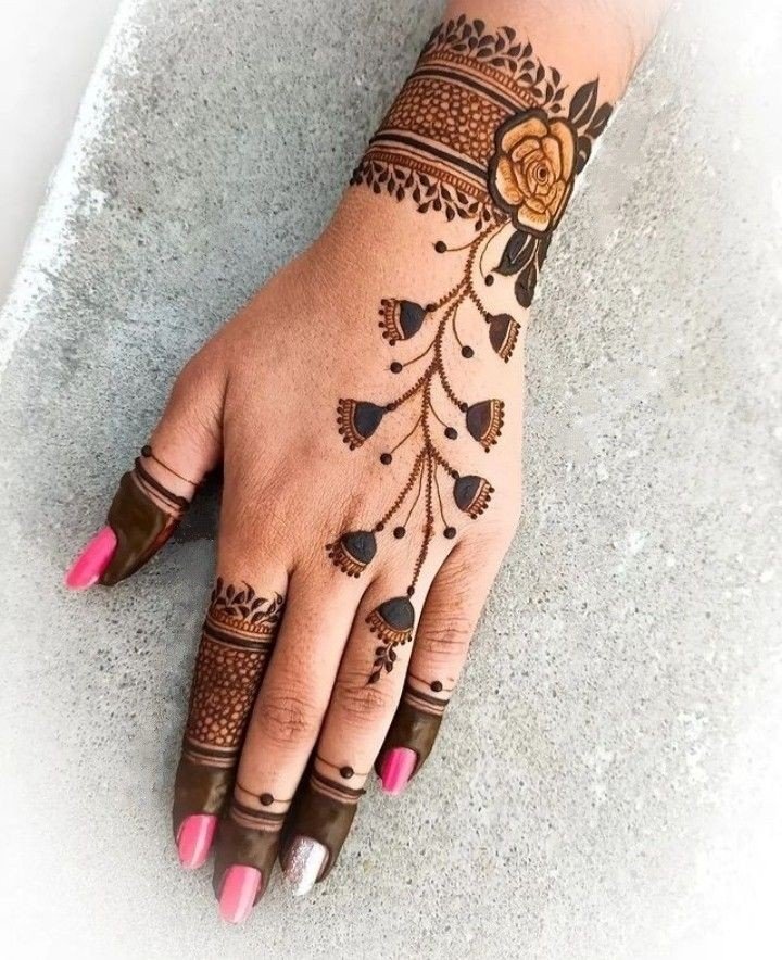 mehndi design photo