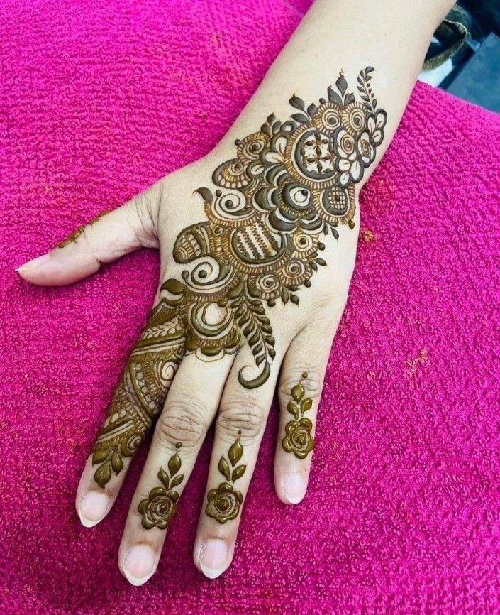 mehndi design photo