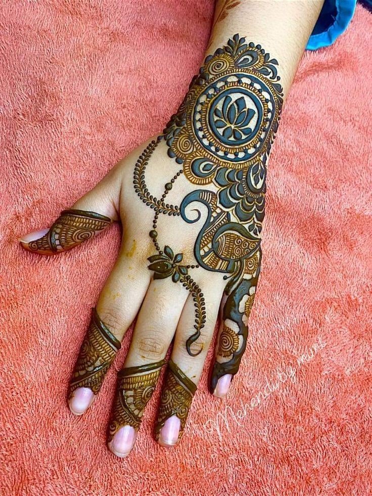 mehndi design photo