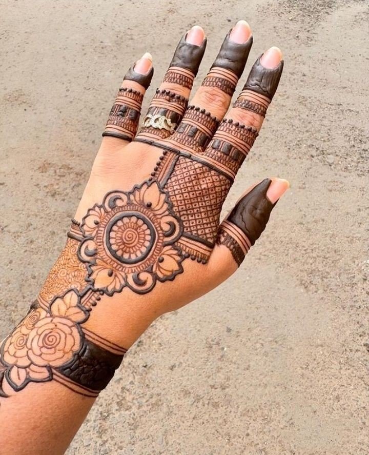 mehndi design photo