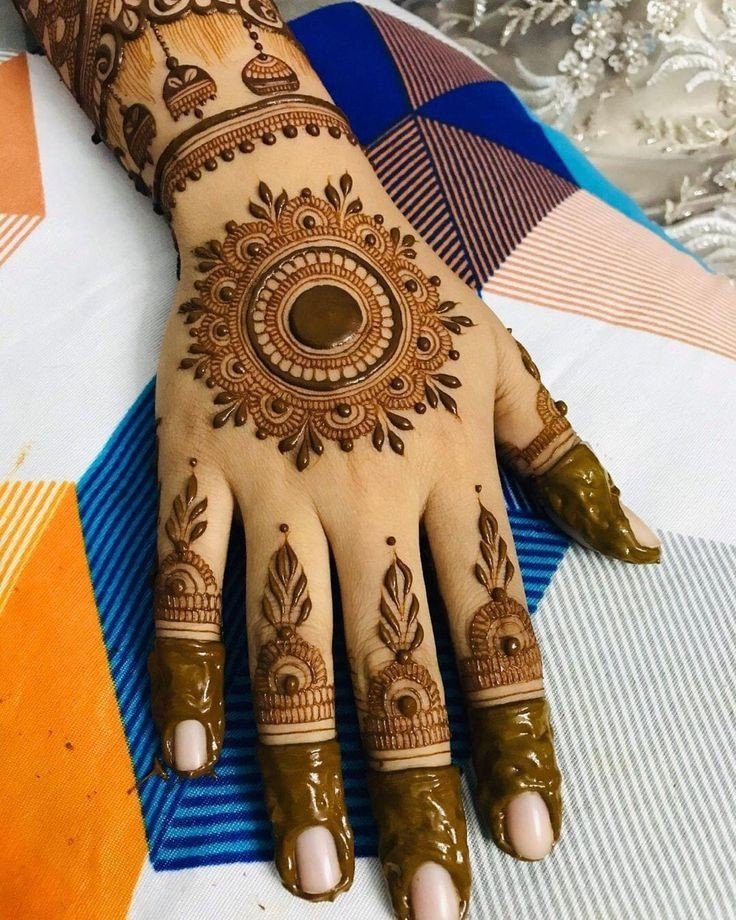 mehndi design photo