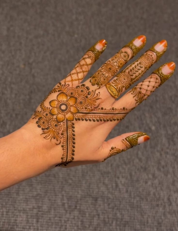 mehndi design photo