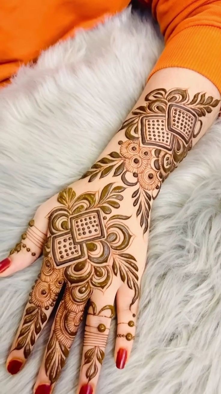 mehndi design photo