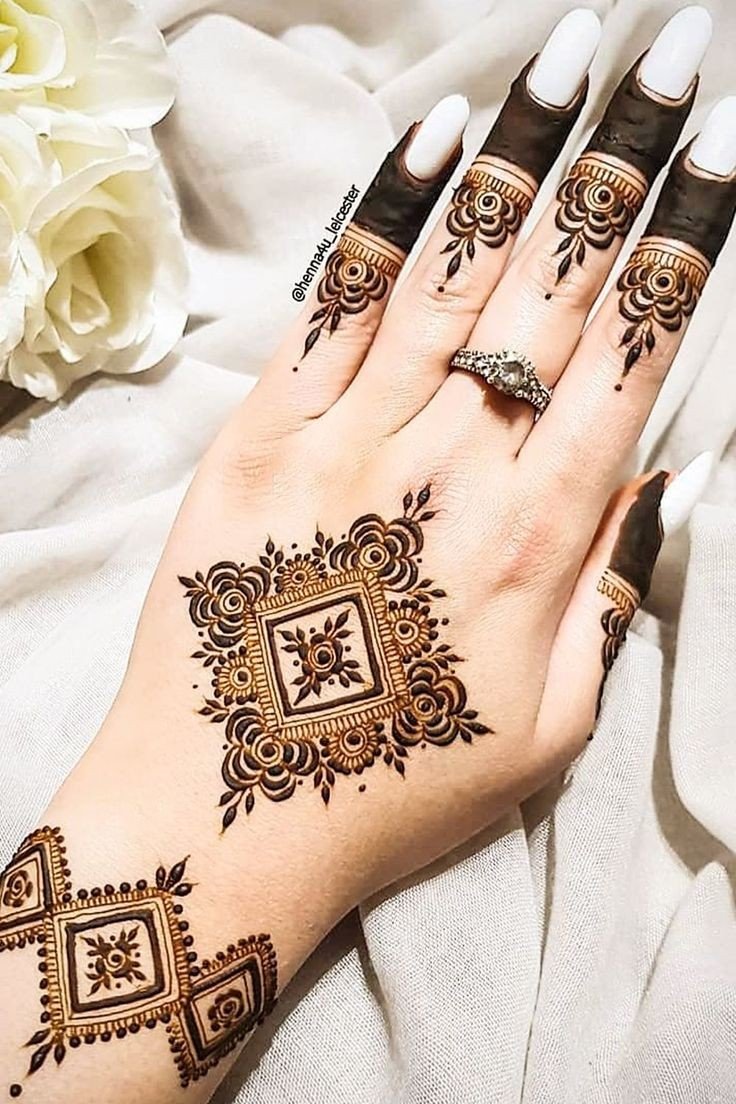 mehndi design photo