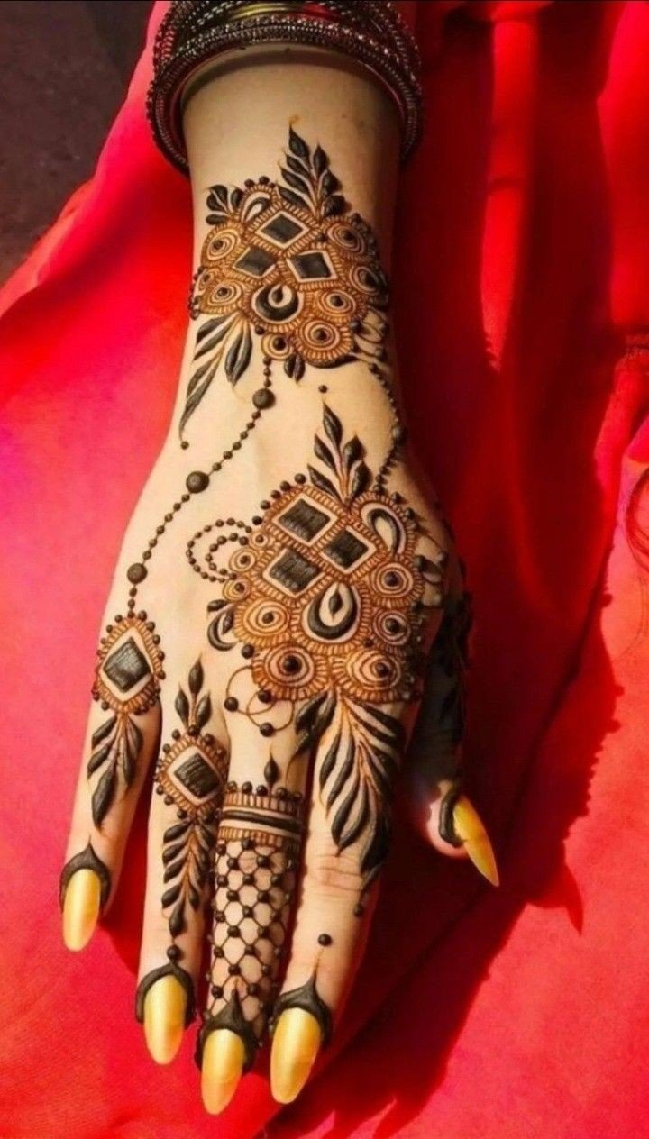 mehndi design photo